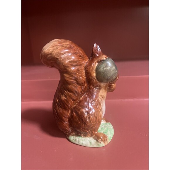 Beatrix Potter Beswick Squirrel Nutkin 1102/1 Gold Oval BP-2A BP2A BP 2A - Picture 2 of 6